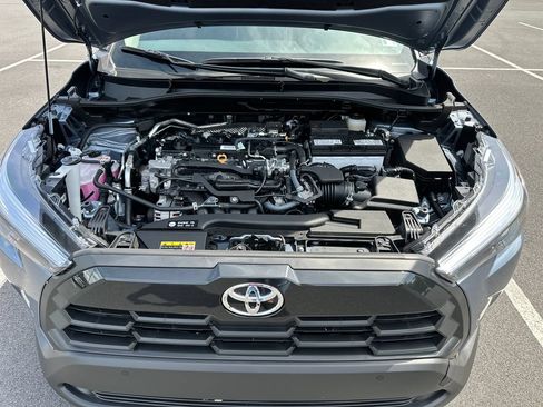 Used 2026 Toyota Corolla Cross XLE w/ Convenience Package AWD/4WD image 11