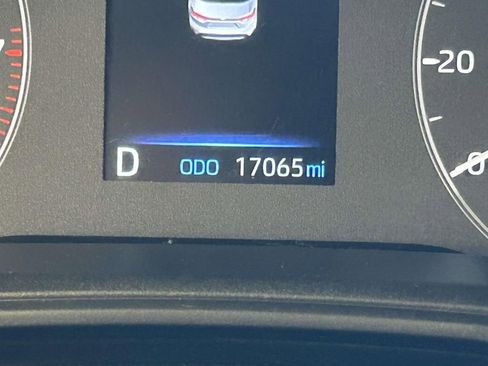 Used 2025 Toyota Corolla SE FWD image 30