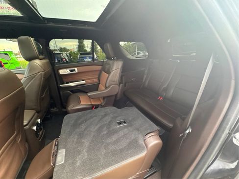 Used 2022 Ford Explorer King Ranch w/ Technology Package AWD/4WD image 30