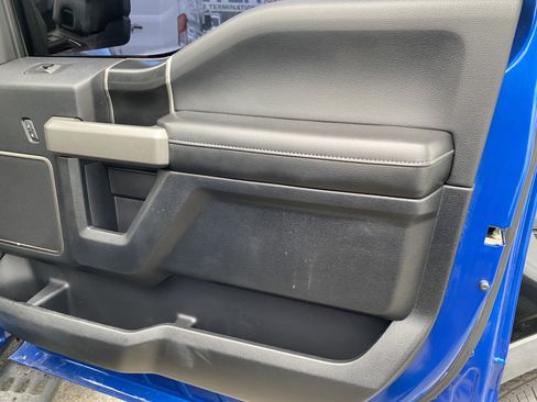 Used 2017 Ford F150 Raptor w/ Equipment Group 802A Luxury image 21