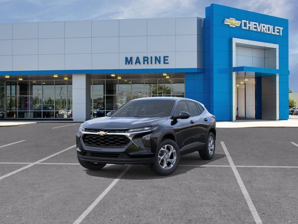 New 2026 Chevrolet Trax LS w/ LS Convenience Package FWD image 8
