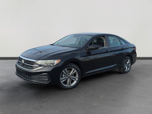 Certified 2024 Volkswagen Jetta SE image 1