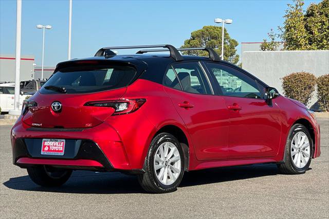 Certified 2025 Toyota Corolla SE w/ SE Package FWD image 2
