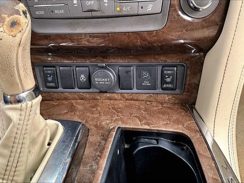 Used 2016 INFINITI QX80 2WD w/ Driver's Assistance Package image 35