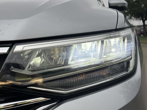 Used 2024 Volkswagen Tiguan S FWD image 6