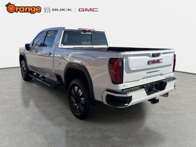 Used 2024 GMC Sierra 2500 Denali w/ Denali Reserve Package AWD/4WD image 4