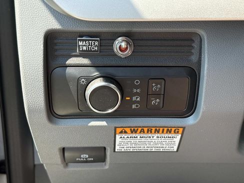 New 2025 Ford F450 XL AWD/4WD image 19