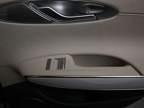 New 2026 Genesis GV70 2.5T Advanced AWD/4WD image 15