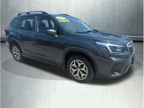 Used 2021 Subaru Forester Premium AWD/4WD image 9