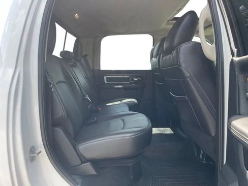 Used 2017 RAM 1500 Laramie w/ Convenience Group AWD/4WD image 21