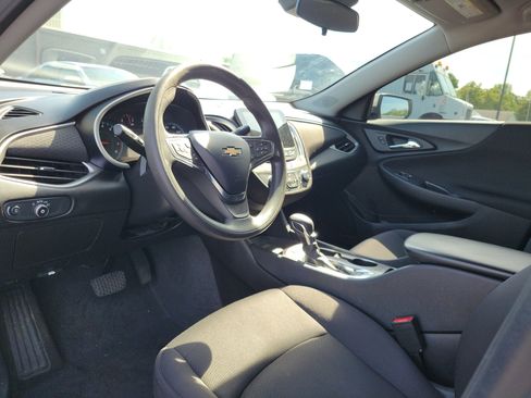 Used 2024 Chevrolet Malibu LS FWD image 19