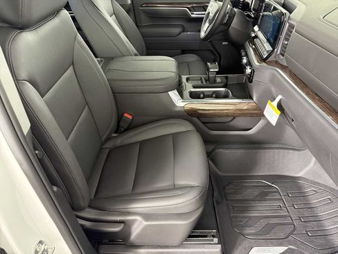 New 2026 GMC Sierra 1500 Elevation w/ Elevation Premium Package AWD/4WD image 11