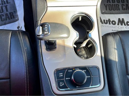 Used 2014 Jeep Grand Cherokee Limited w/ Luxury Group II image 14