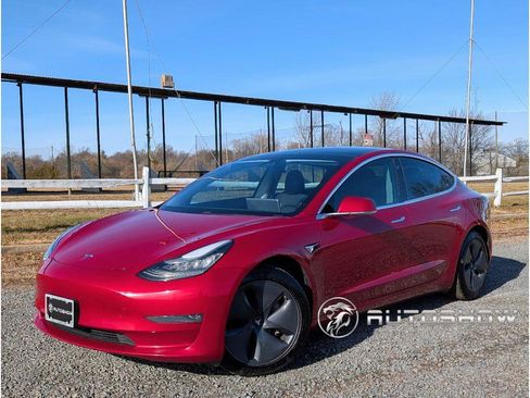 Used 2020 Tesla Model 3 Long Range image 1