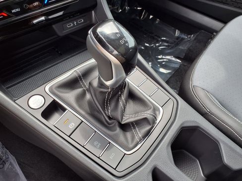 New 2026 Volkswagen Jetta SE image 17