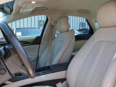 Used 2016 Lincoln MKZ w/ Equipment Group 300A Reserve FWD image 8