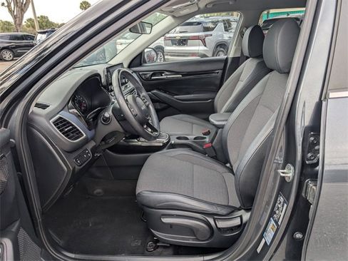 Used 2023 Kia Seltos S image 10