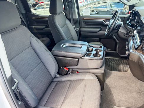 Used 2025 Chevrolet Silverado 1500 LT image 15