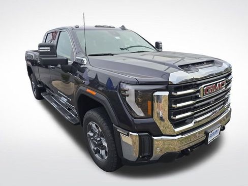 New 2026 GMC Sierra 2500 SLE w/ SLE Value Package; AWD/4WD image 7