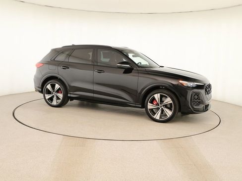 New 2025 Audi SQ5 Premium Plus AWD/4WD image 9