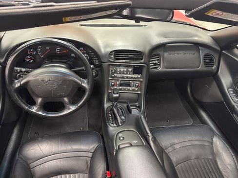 Used 2003 Chevrolet Corvette Coupe RWD image 15