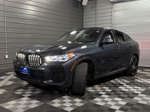 Used 2022 BMW X6 M50i w/ Executive Package image 44
