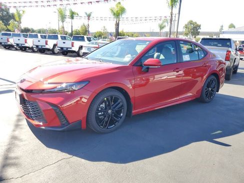 New 2026 Toyota Camry SE image 7