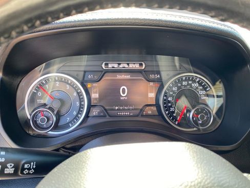 Used 2020 RAM 1500 Laramie AWD/4WD image 14