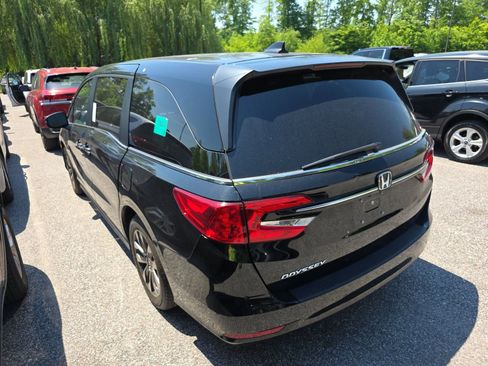 Used 2023 Honda Odyssey EX-L image 8