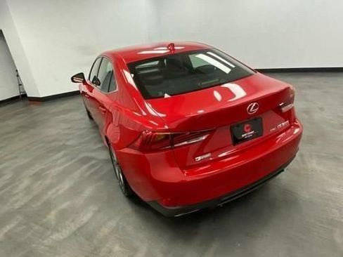 Used 2019 Lexus IS 300 AWD image 5
