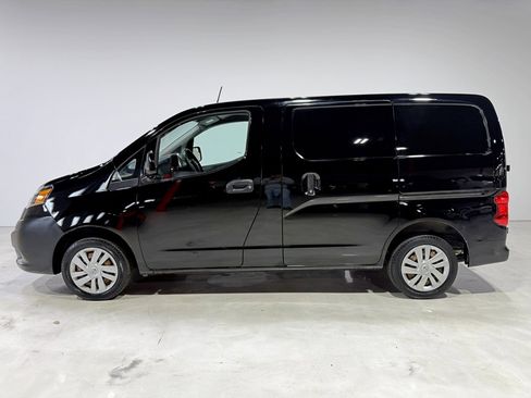 Used 2019 Nissan NV200 SV w/ Navigation Package image 4