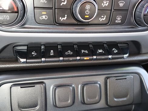 Used 2017 GMC Sierra 1500 SLT AWD/4WD image 22