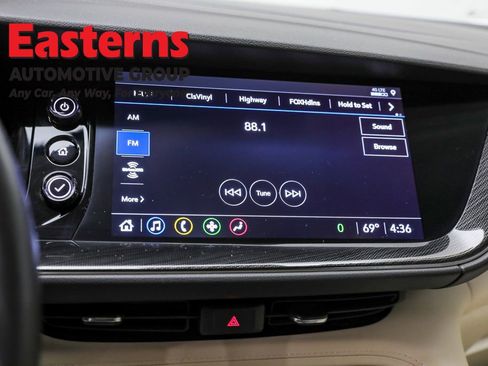 Used 2023 Buick Envision Essence image 19