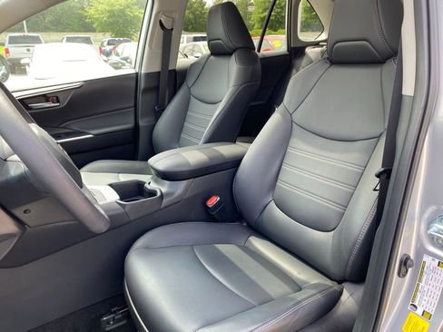 Used 2024 Toyota RAV4 XLE Premium FWD image 22