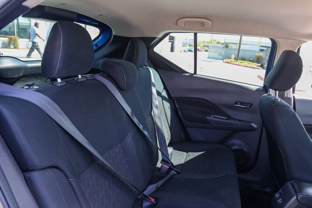Used 2024 Nissan Kicks SV FWD image 19