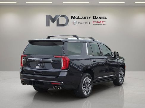 Certified 2023 GMC Yukon Denali Ultimate AWD/4WD image 5
