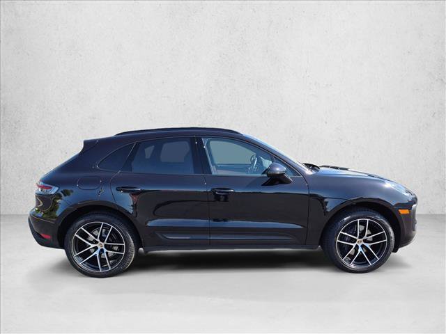 Used 2023 Porsche Macan AWD/4WD image 4