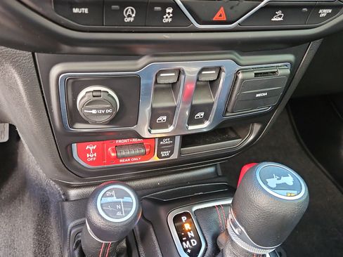 Used 2021 Jeep Wrangler Rubicon image 18