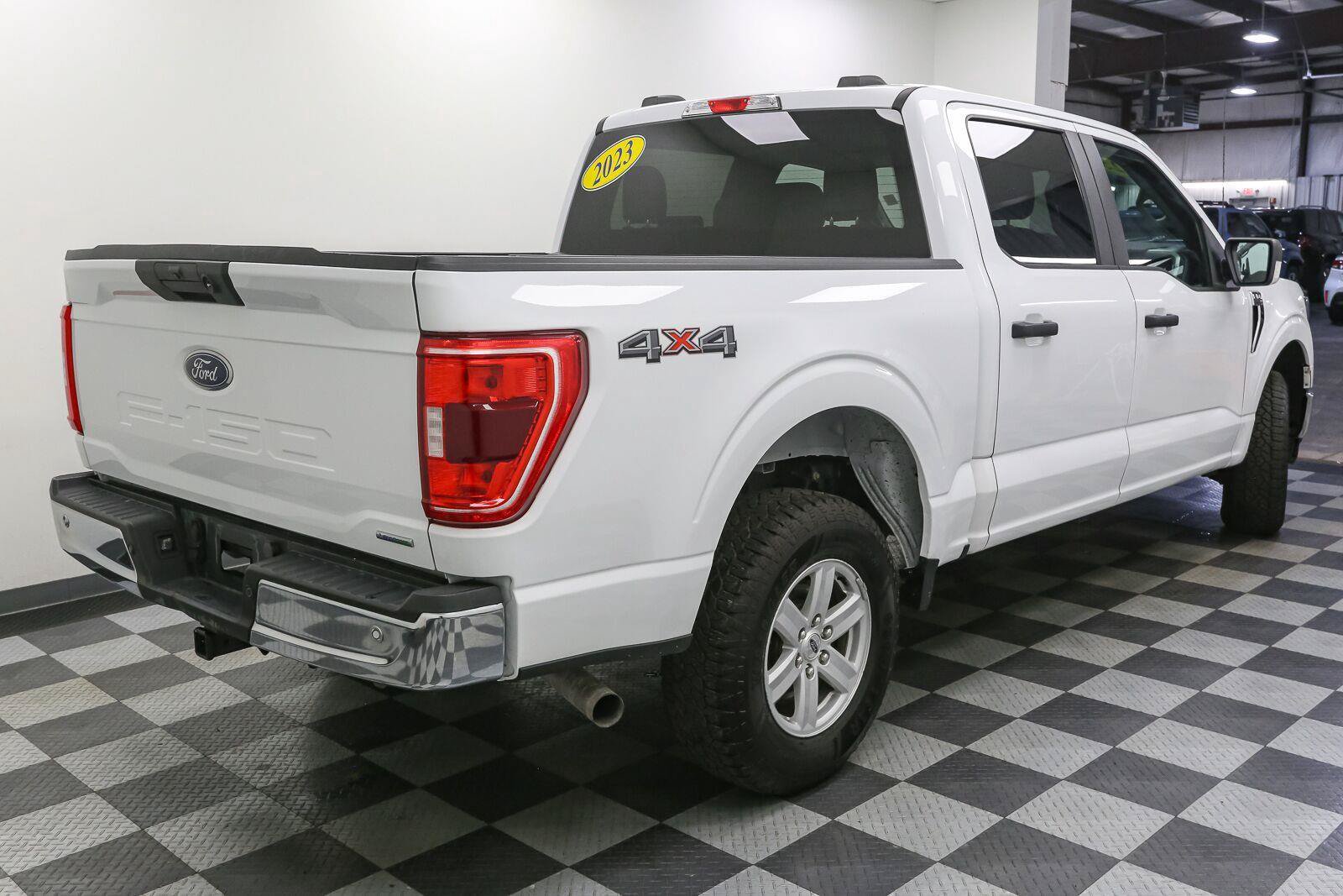 Used 2023 Ford F150 XLT w/ Trailer Tow Package AWD/4WD image 9