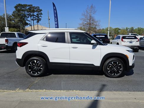 Used 2023 Chevrolet TrailBlazer LT image 6