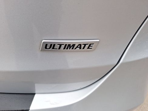 Used 2017 Hyundai Santa Fe FWD image 12