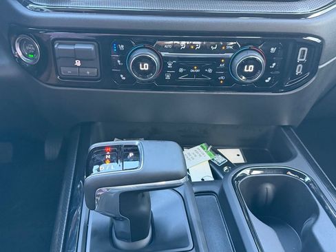Used 2024 Chevrolet Silverado 1500 ZR2 w/ Technology Package AWD/4WD image 40