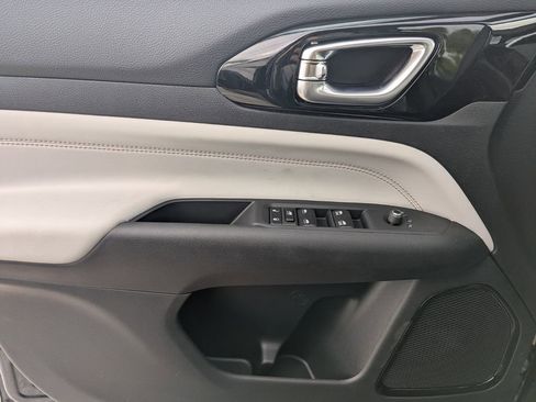 New 2026 Jeep Compass Limited image 14