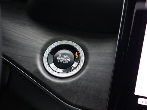 Used 2024 Jeep Grand Cherokee Overland image 24