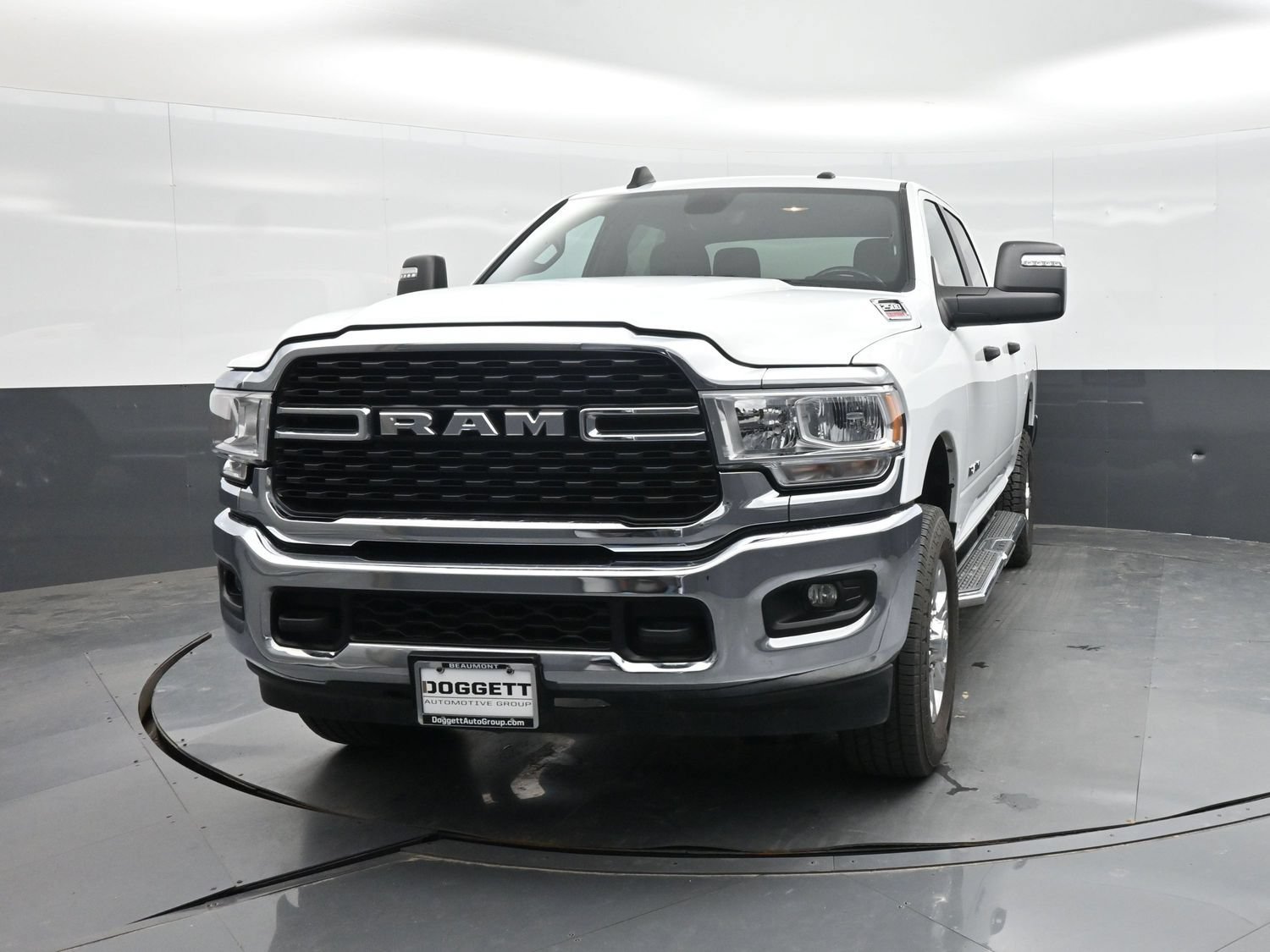 Used 2024 RAM 2500 Big Horn AWD/4WD image 19