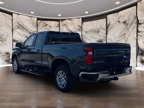 Used 2019 Chevrolet Silverado 1500 LT w/ All-Star Edition image 3