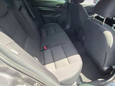 Certified 2025 Nissan Altima 2.5 S FWD image 18