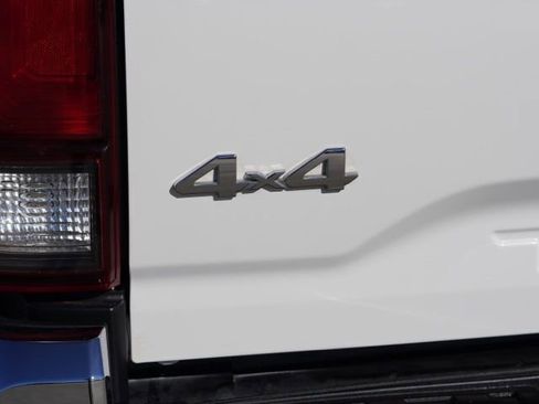 Used 2023 Toyota Tacoma TRD Off-Road image 12