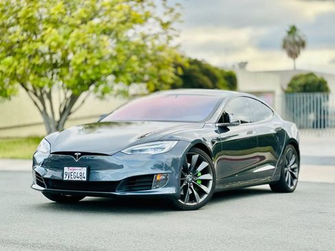 Used 2017 Tesla Model S 75 RWD image 1