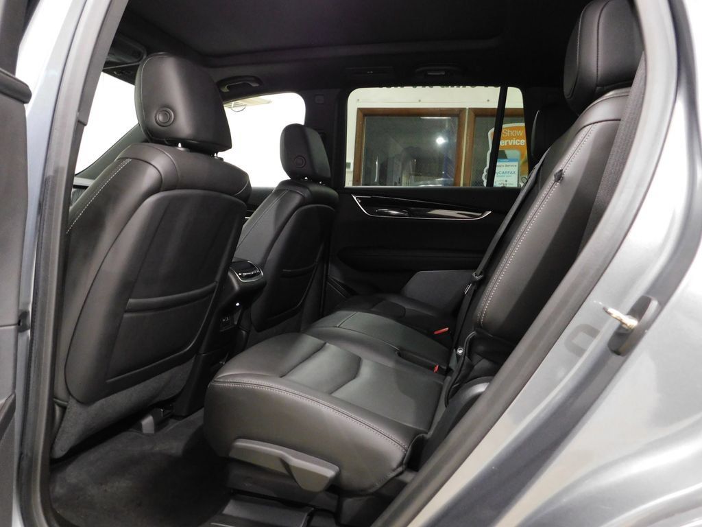 Used 2022 Cadillac XT6 Premium Luxury w/ Technology Package AWD/4WD image 78